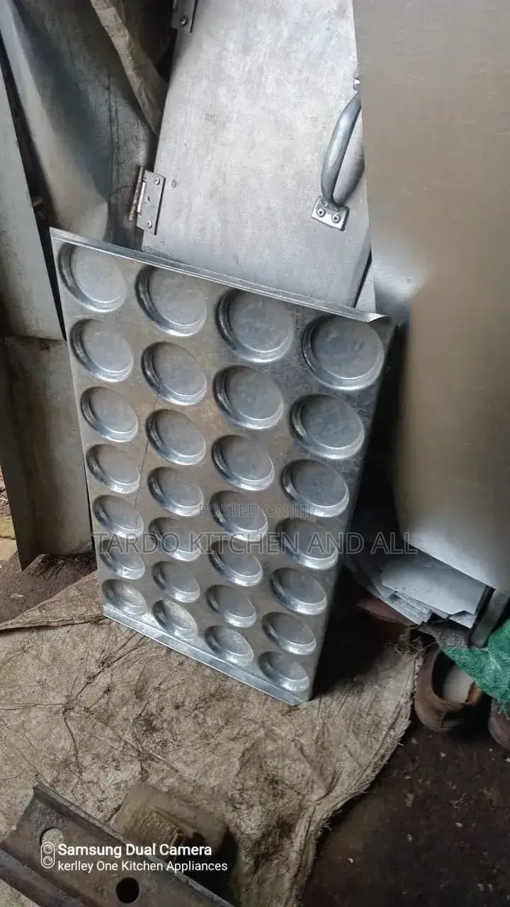 Commercial Queen Cake Baking Tin.