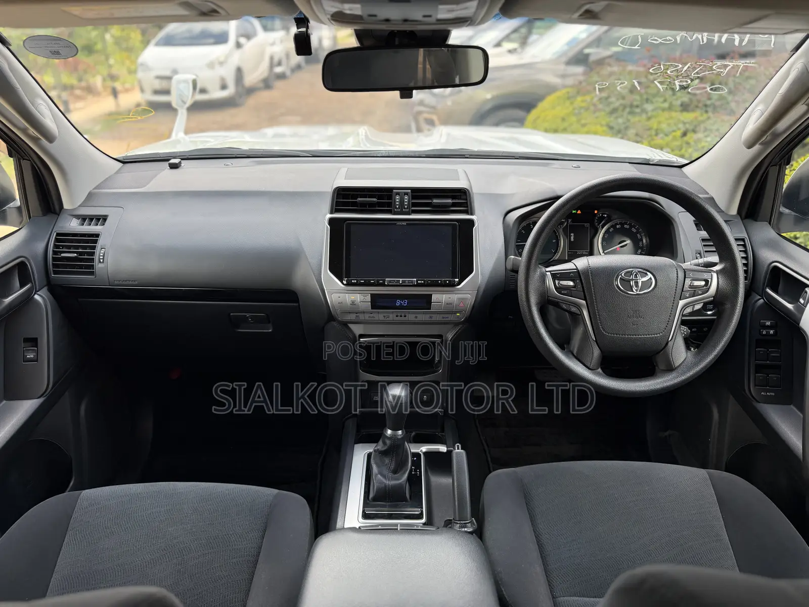 Toyota Land Cruiser Prado 2.7 2019 White
