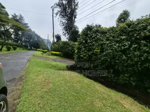 1 Acre Plot for Sale in Thigiri