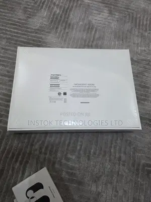 New Laptop Apple MacBook Pro M1 16GB Apple M1 Pro SSD 512GB