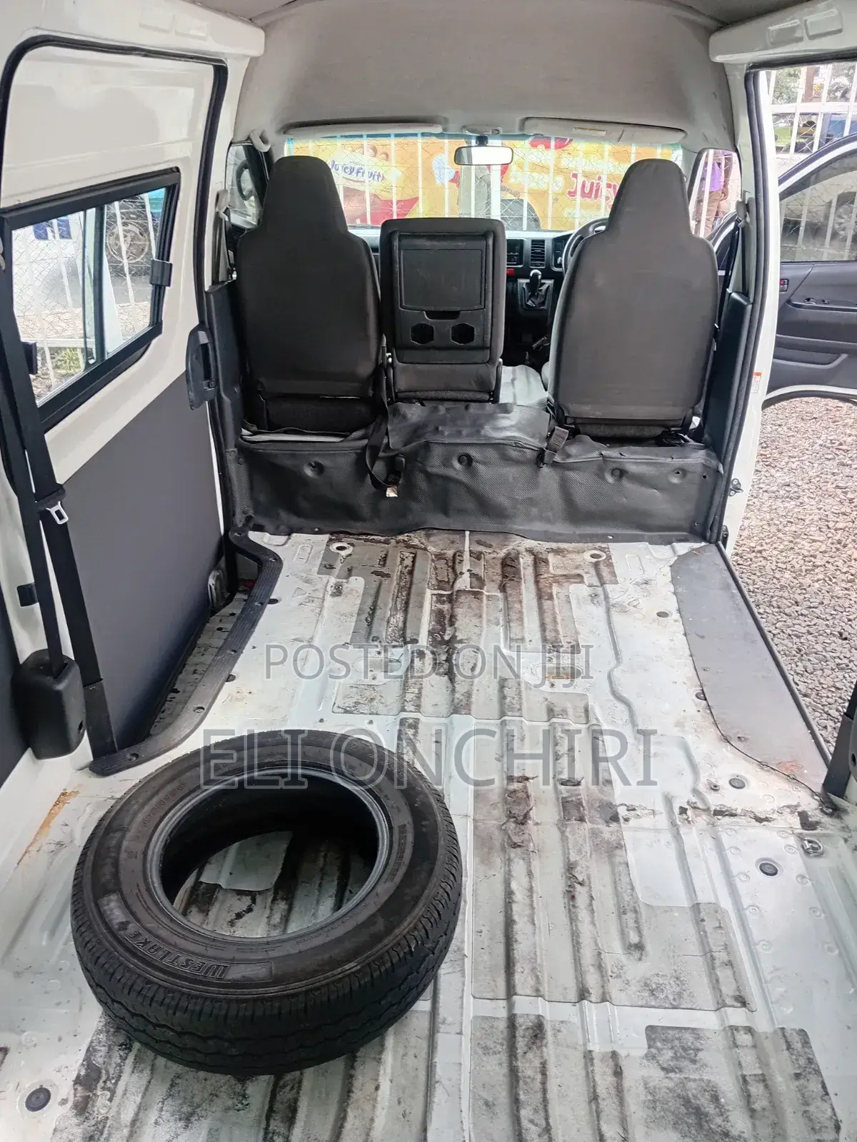 Toyota HiAce 2019 White