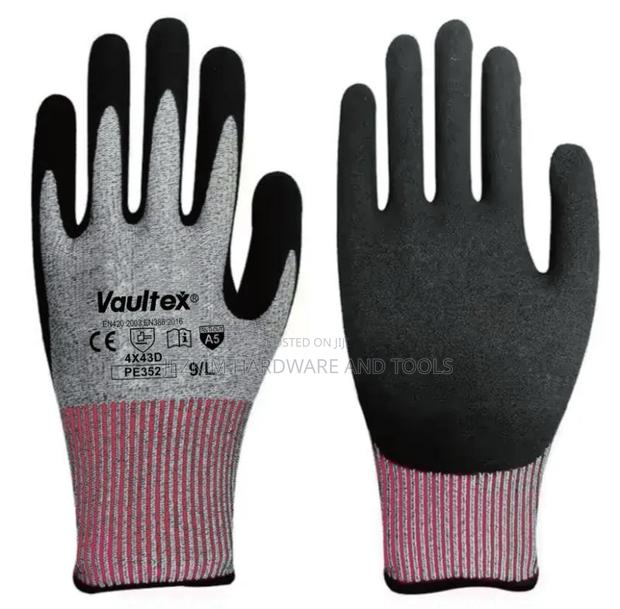 Anti Cut Gloves