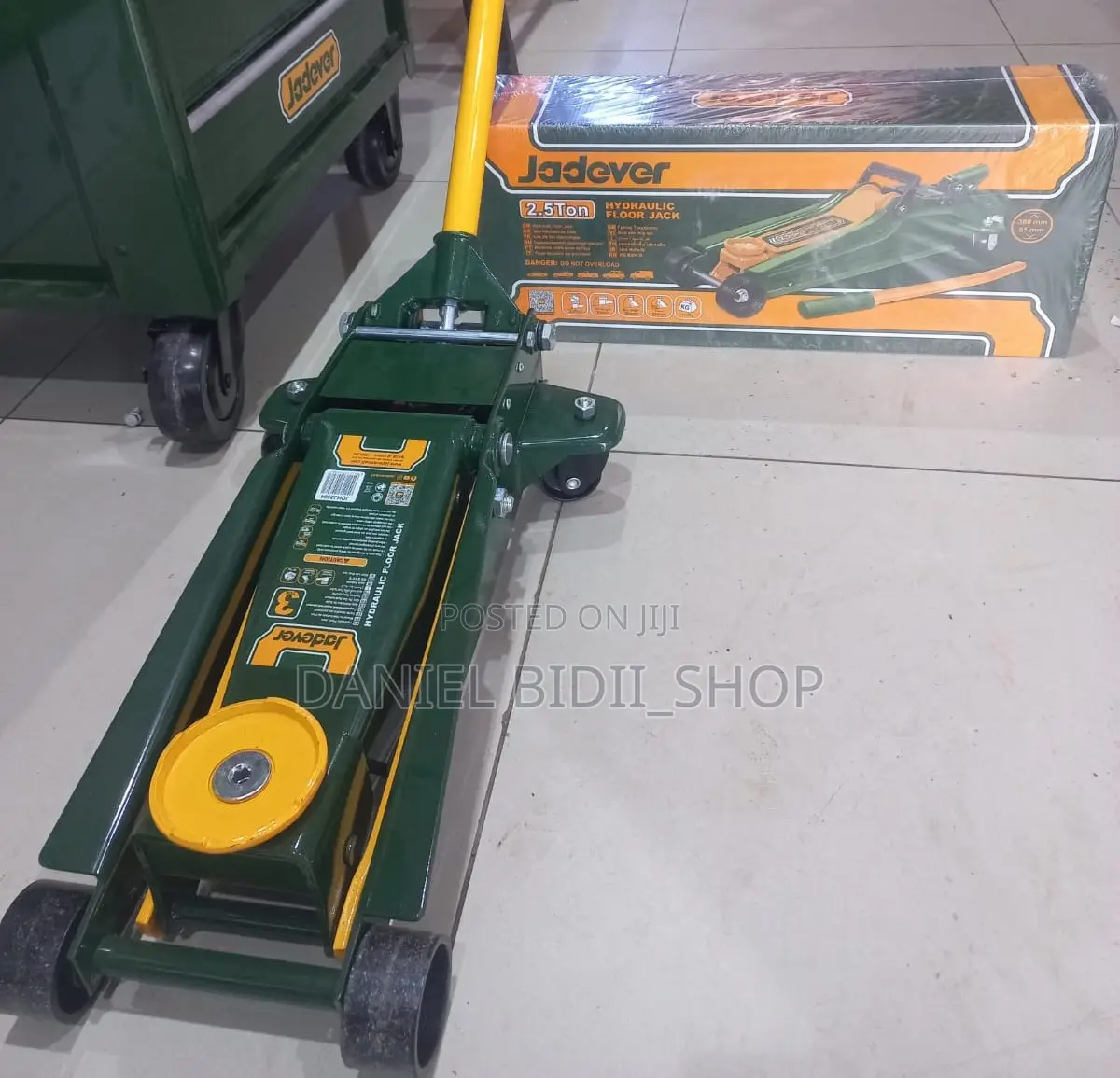 Jadever Hydraulic Floor Jack 3ton