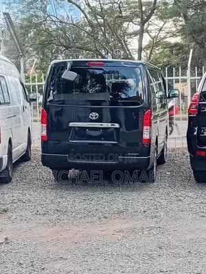 Toyota HiAce 2019 Black