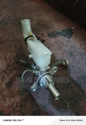 Brake Booster Suzuki Swift