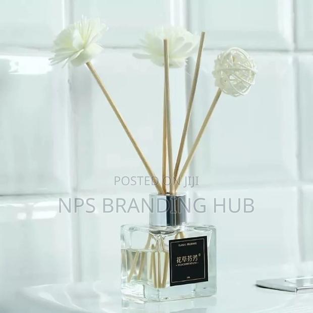 Reed Diffuser :50ml
Scents Zn Gm - thumbnail 3