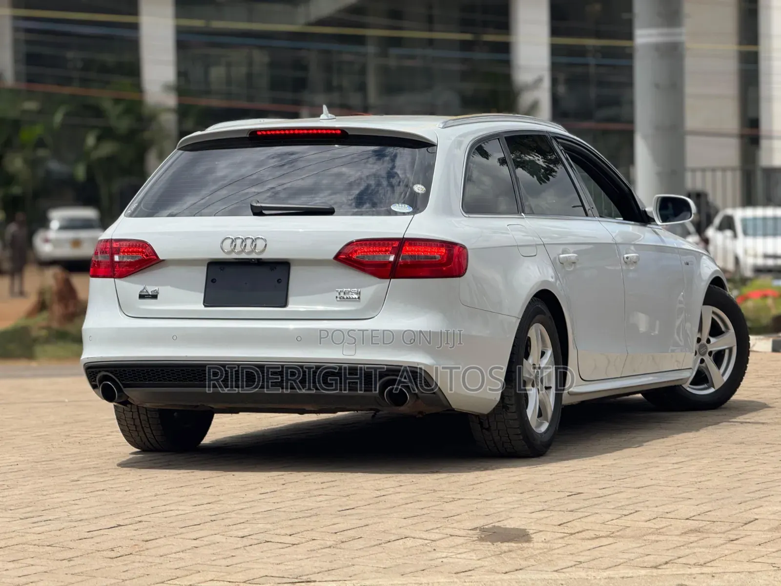 Audi A4 2.0T Premium AWD quattro 2016 White