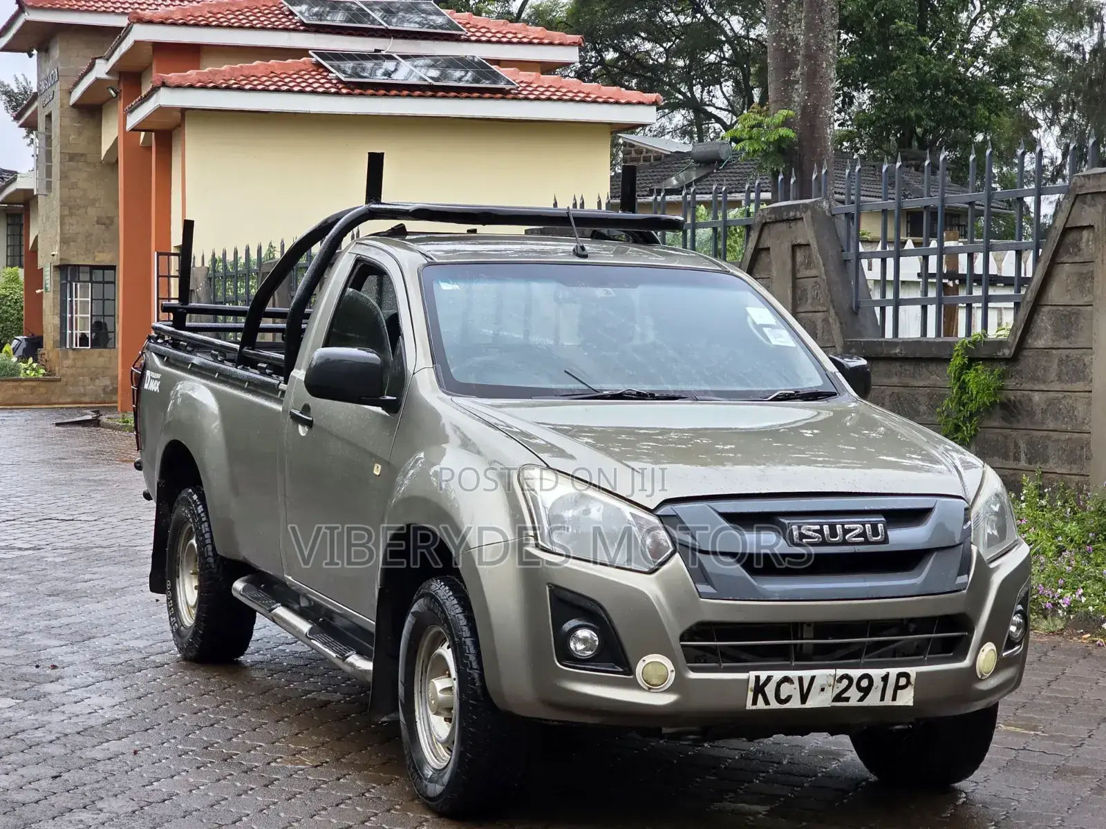 Isuzu D-MAX 2019 Gray