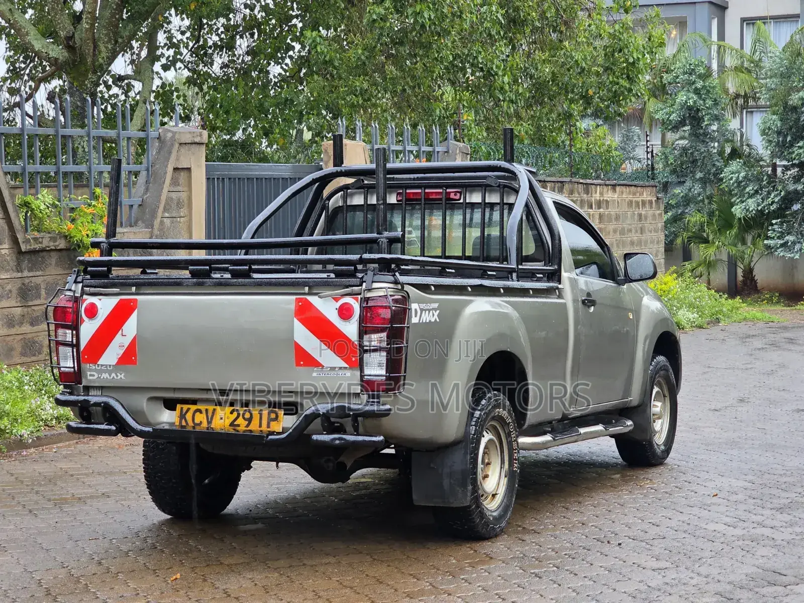 Isuzu D-MAX 2019 Gray