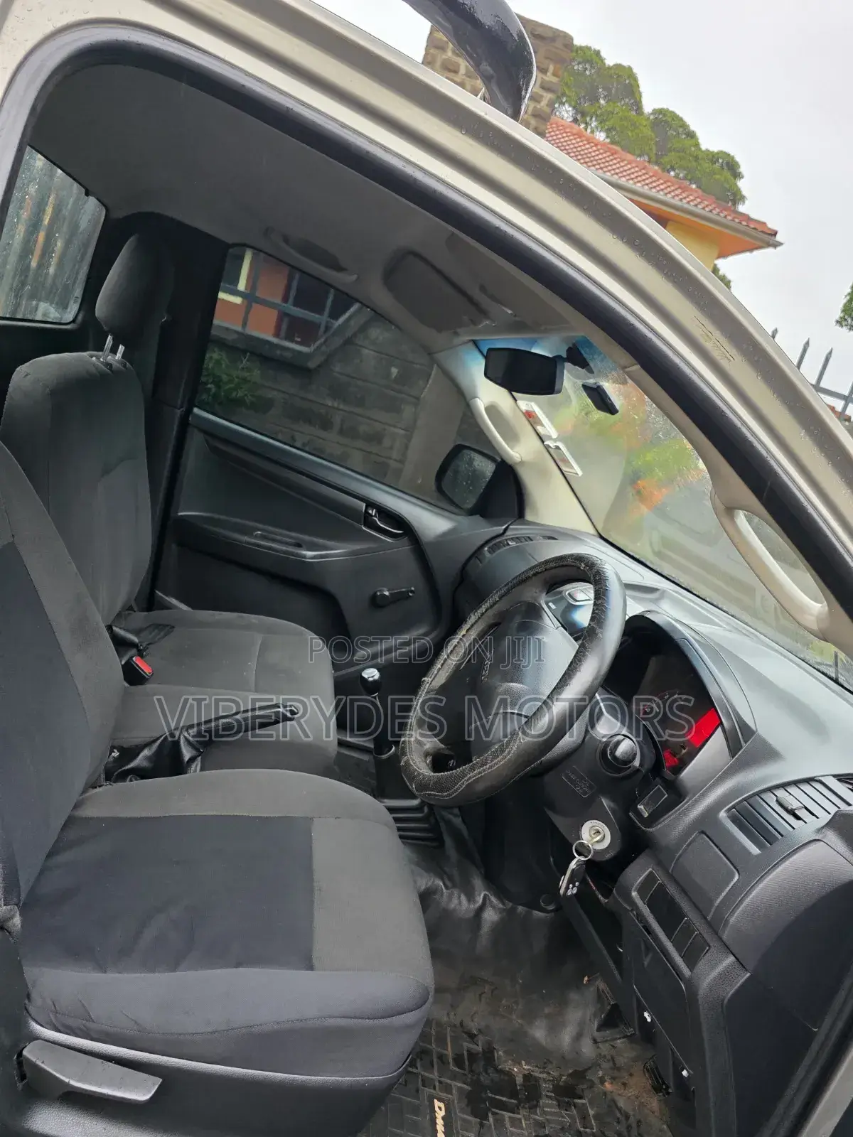 Isuzu D-MAX 2019 Gray