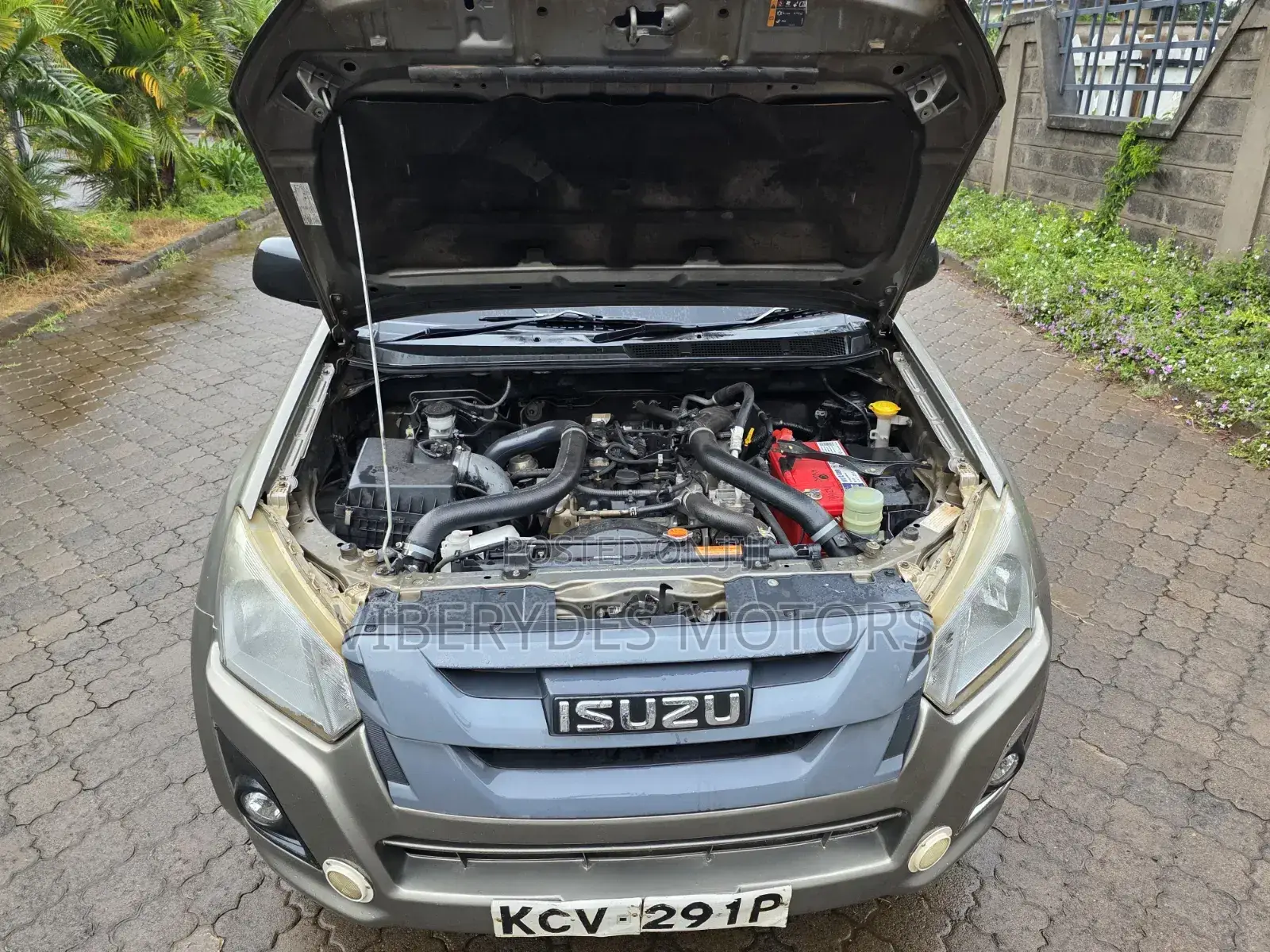 Isuzu D-MAX 2019 Gray