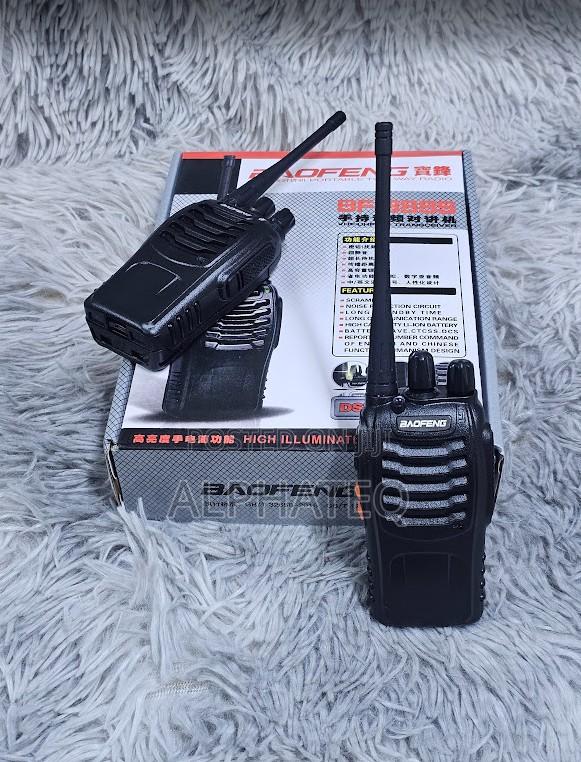 Portable Walkie Talkie 3–5km Range Baofeng Bf-888s