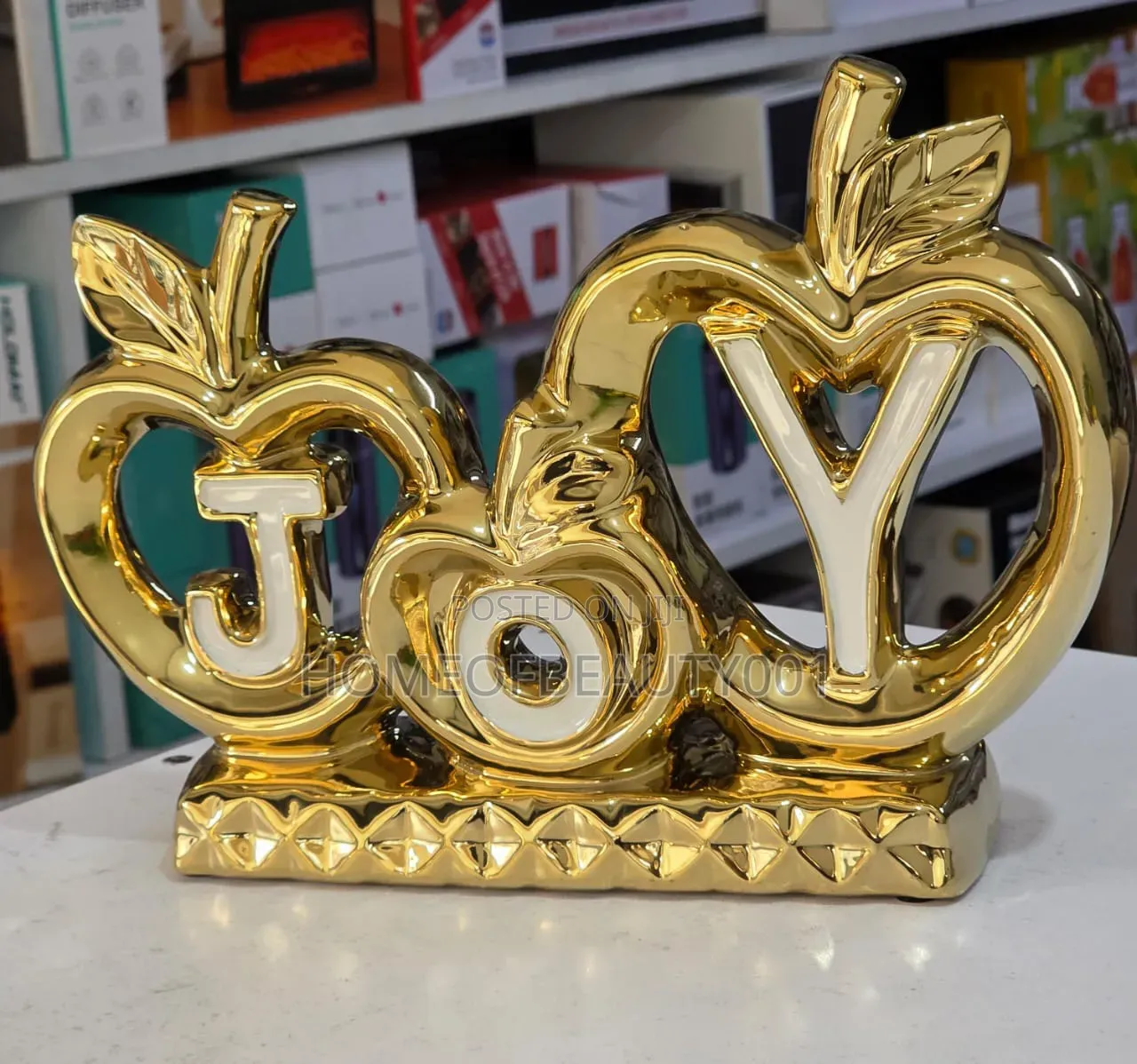 Golden Joy Àpple Themed Table Top Decor