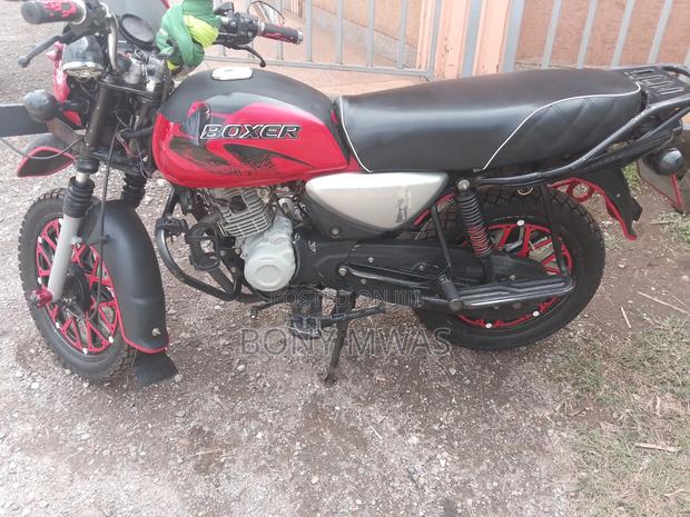 Bajaj Boxer 125 2024 Red
