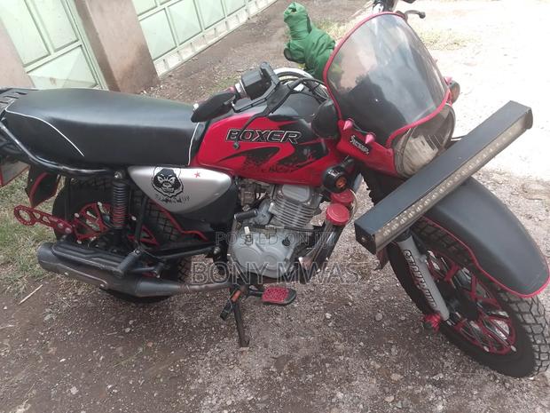 Bajaj Boxer 125 2024 Red - thumbnail 2