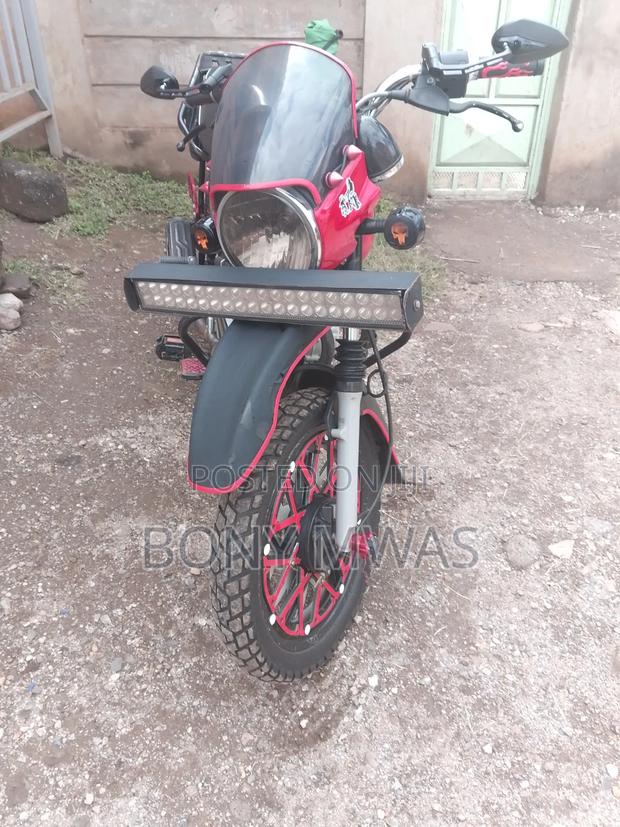 Bajaj Boxer 125 2024 Red - thumbnail 6