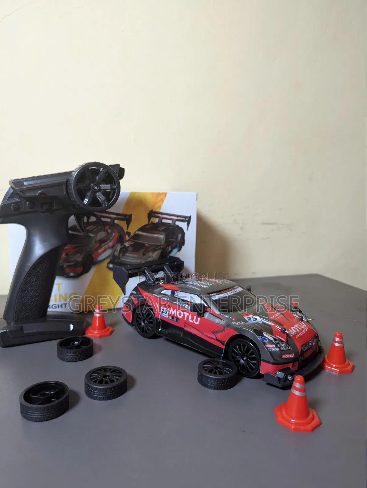 High Speed Remote Control Car Drifting Rc Car 4wd Racing Toy for Kids
