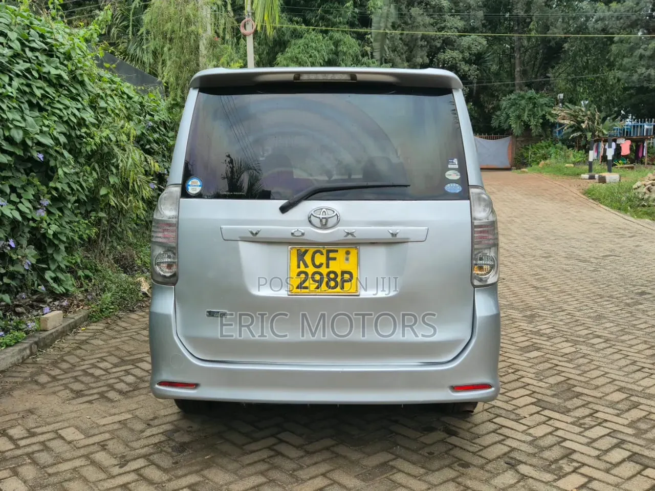 Toyota Voxy 2008 Silver