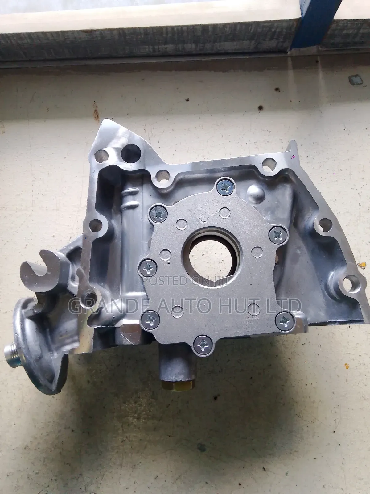 Oil Pump Hyundai Accent (Genuine Parts)