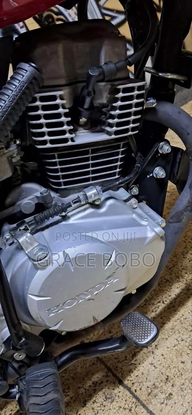 Honda CB 2025 Red - thumbnail 4