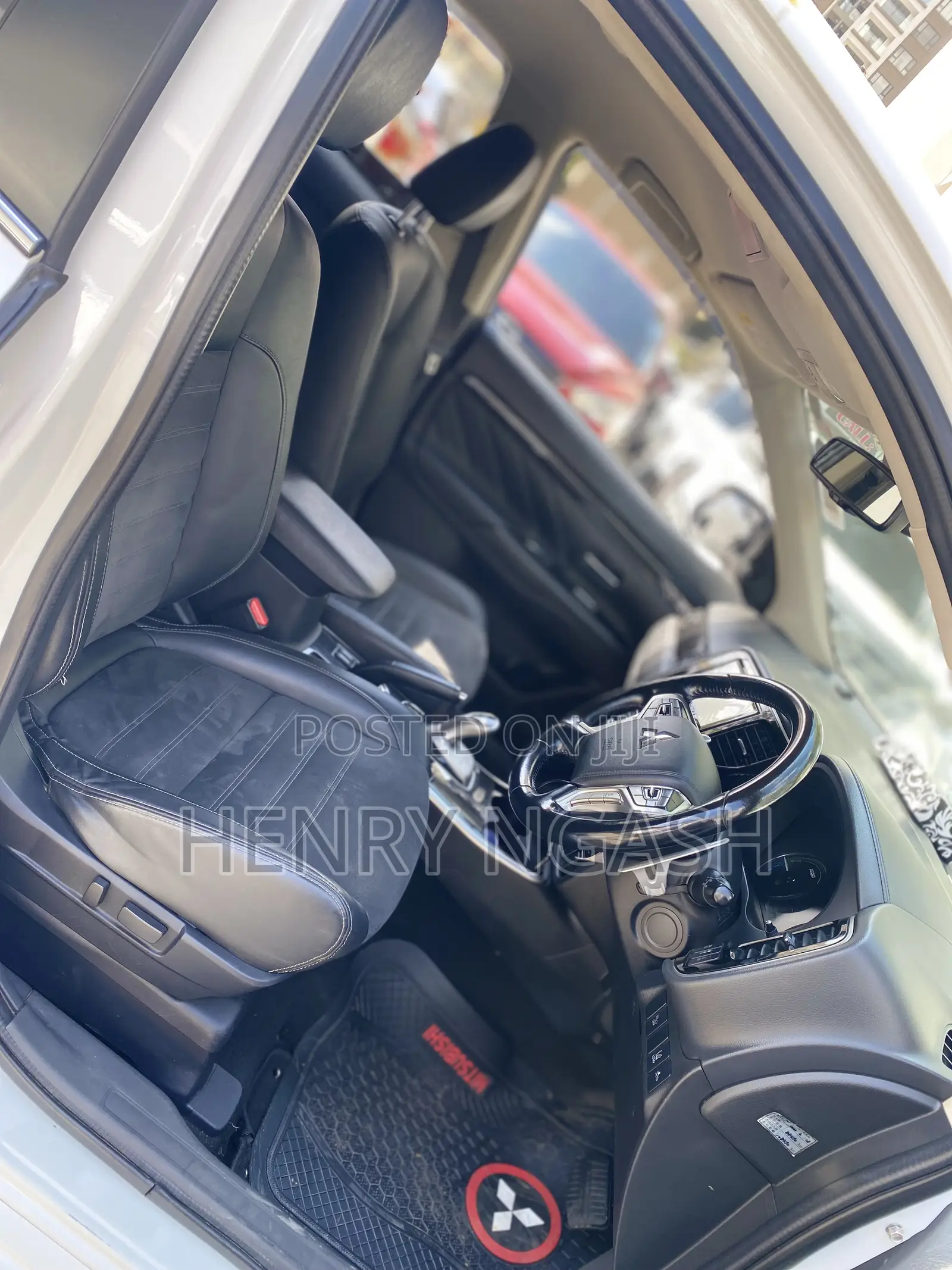 Mitsubishi Outlander 2016 Pearl