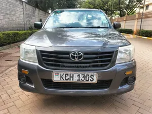 Toyota Hilux 2015 Teal