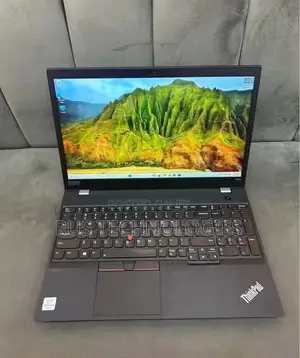 Laptop Lenovo ThinkPad P15s 16GB Intel Core i7 SSD 512GB