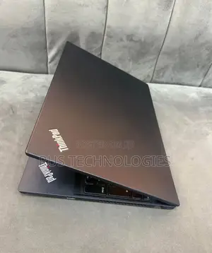 Laptop Lenovo ThinkPad P15s 16GB Intel Core i7 SSD 512GB