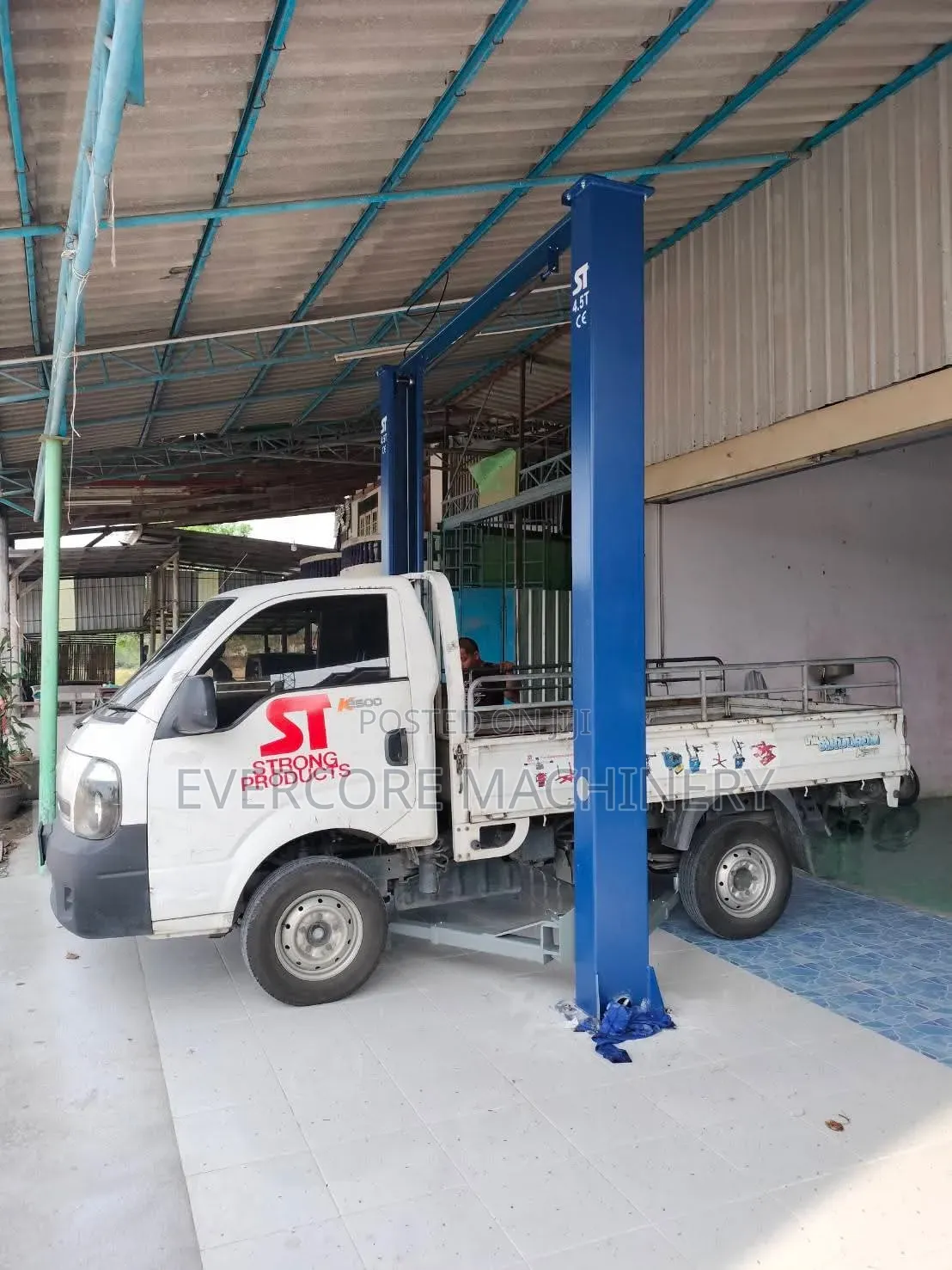 High Quality 2 Post Carlift Machine 5 Tonne Lifting Capacity