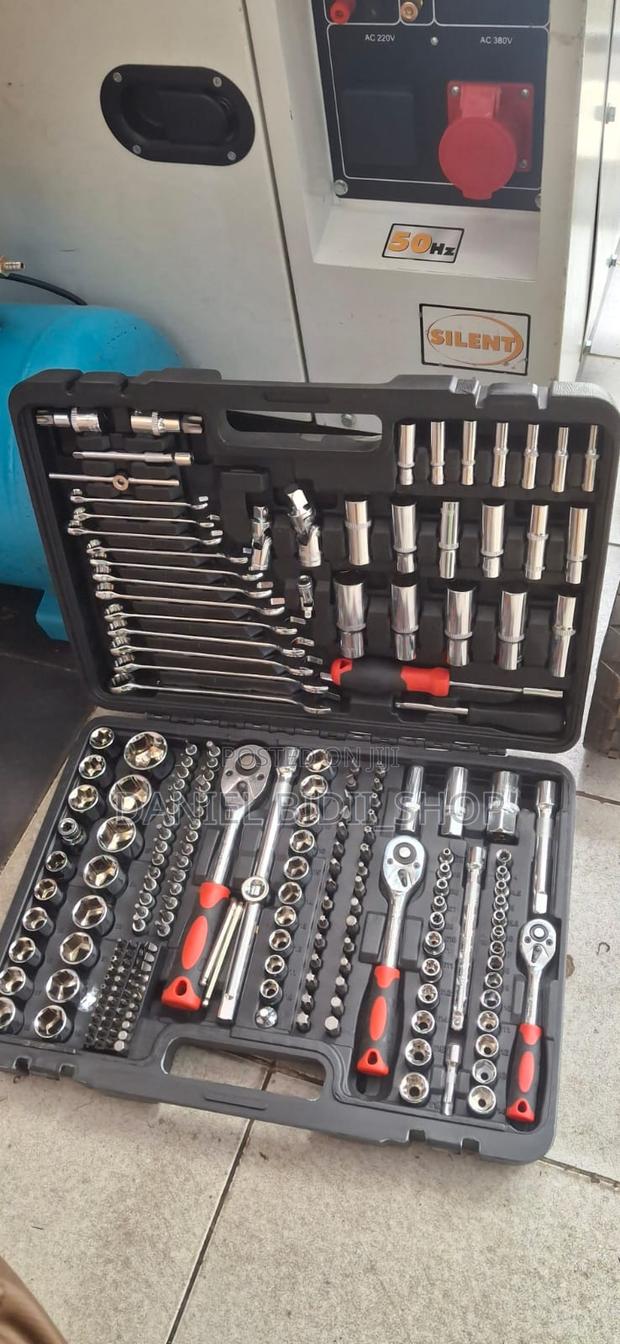 216pc Spanner Tool Box - thumbnail 2