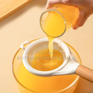 *Wooden Handle Stainless Steel Fine Mesh Sieve/Strainer