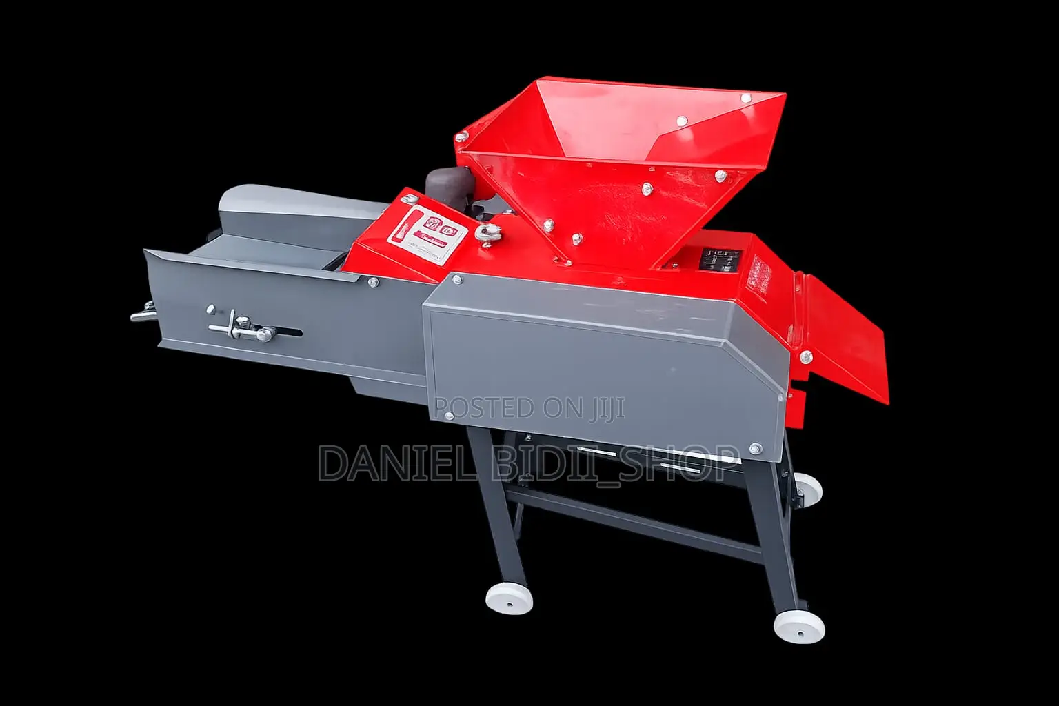 Hay Straw Cutter
Model 9zt-1.5
Capacity 1500kg