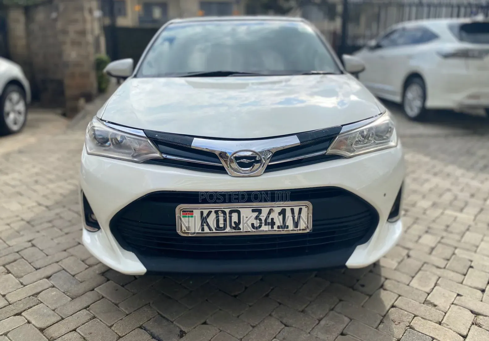 Toyota Corolla Fielder 2017 Pearl