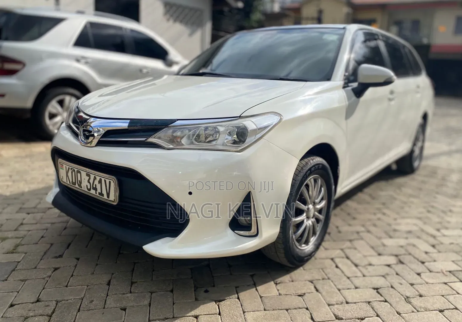 Toyota Corolla Fielder 2017 Pearl