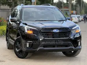 Subaru Forester Premium 2022 Black