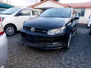 Volkswagen Polo 2015 Black