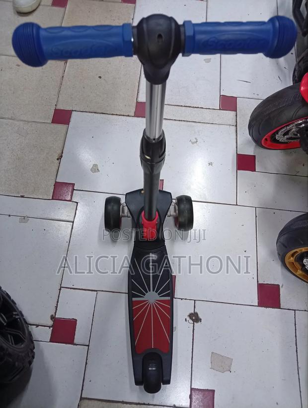 Scooters/Scooters New* - thumbnail 2
