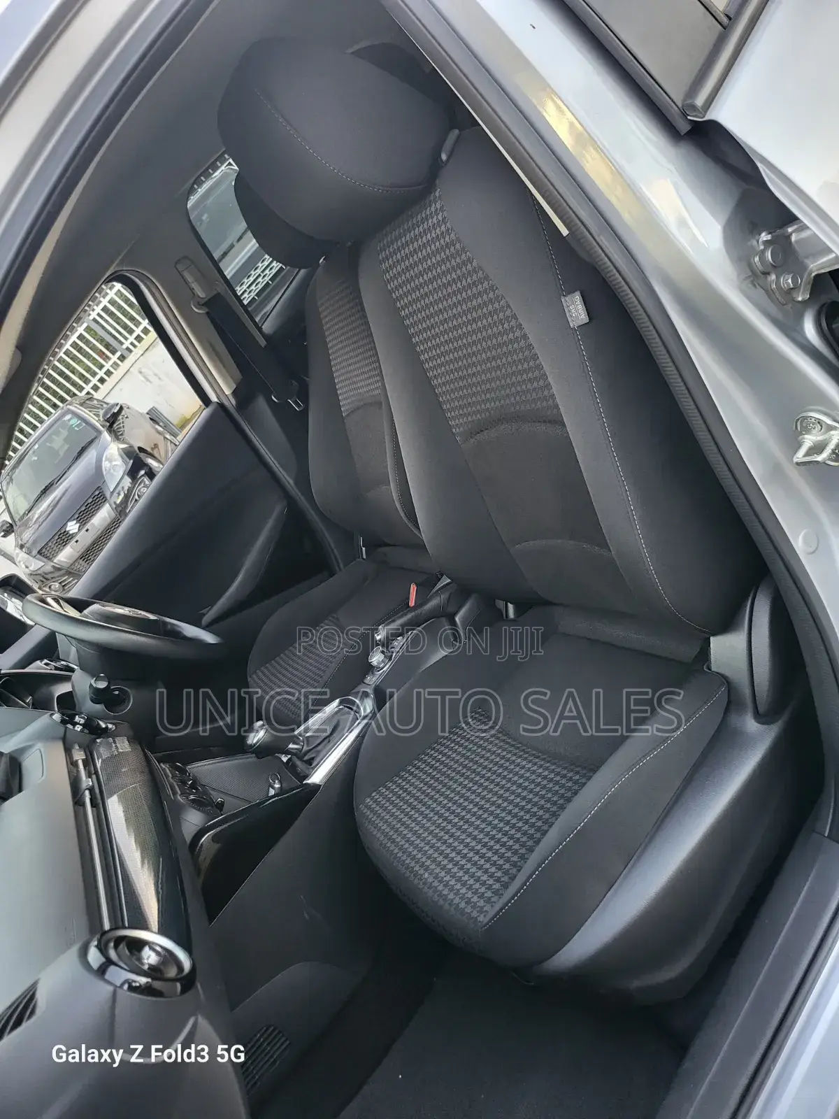 Mazda Demio 2017 Silver