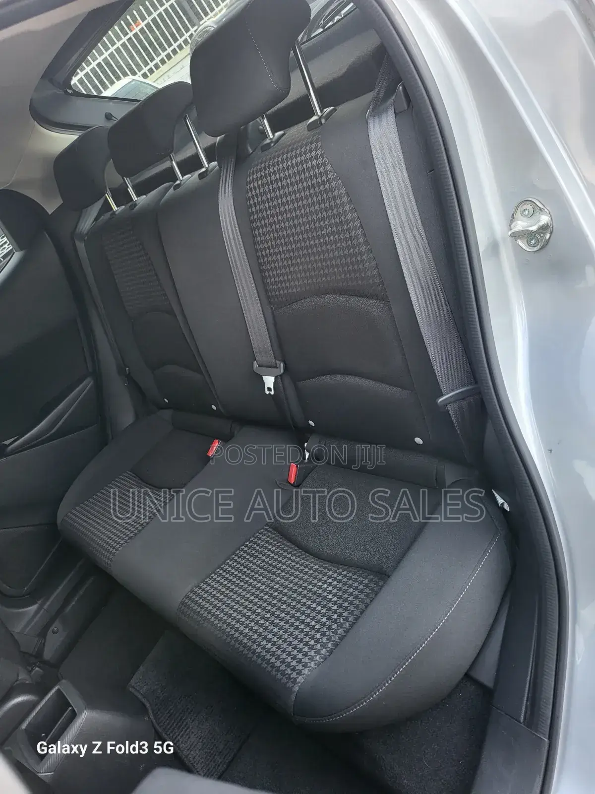Mazda Demio 2017 Silver