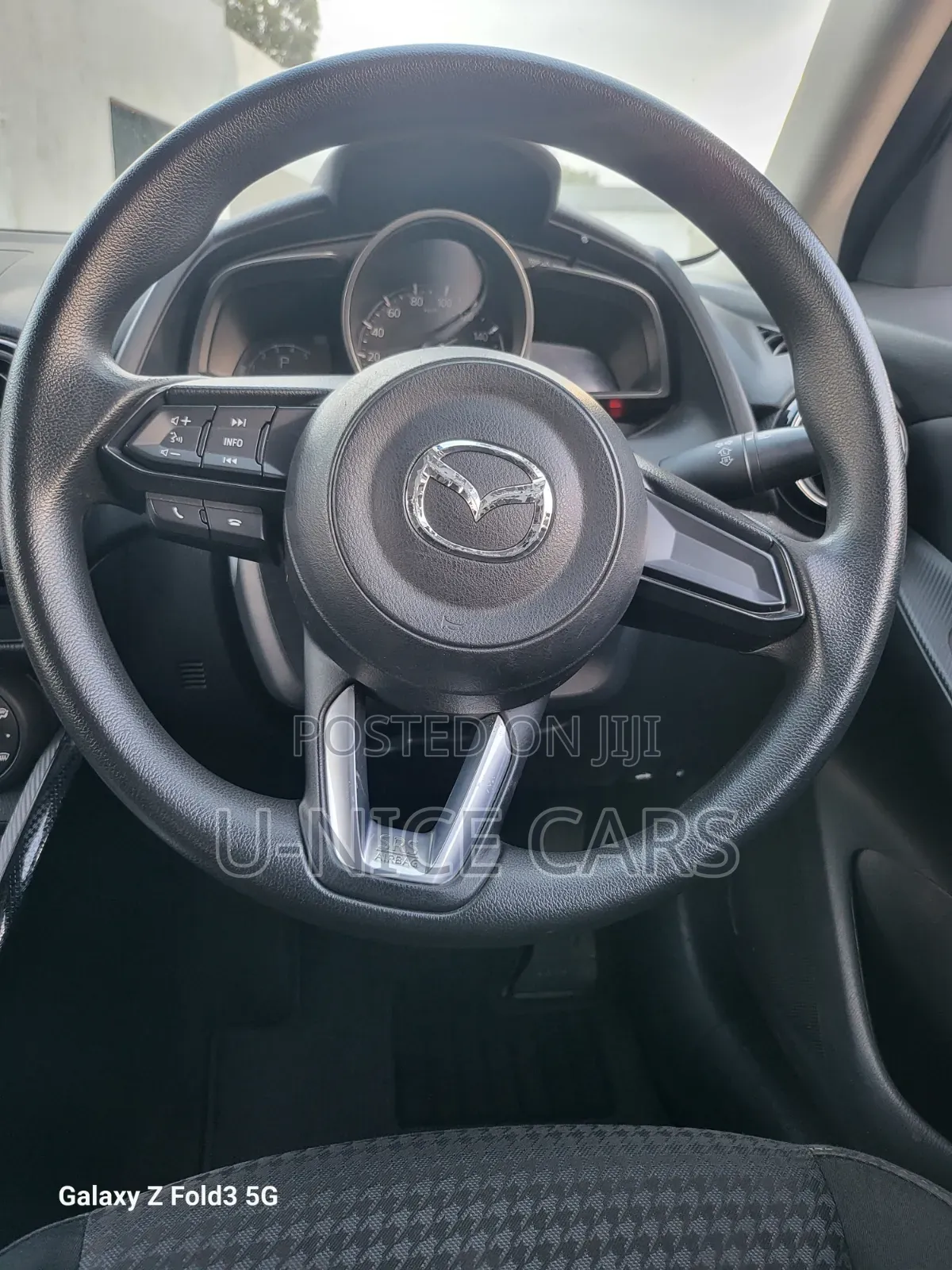 Mazda Demio 2017 Silver