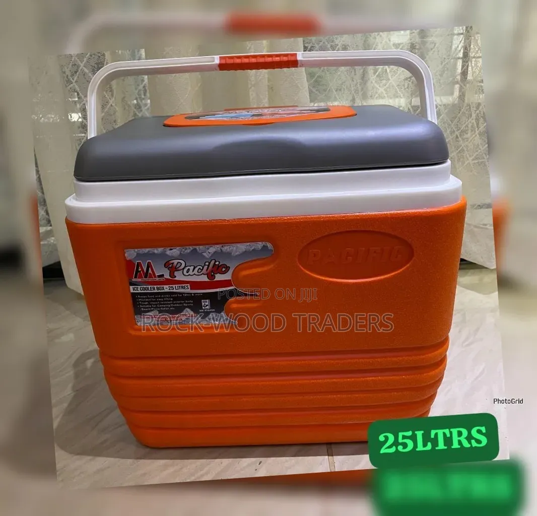 Pacific Cooler Box 25lts