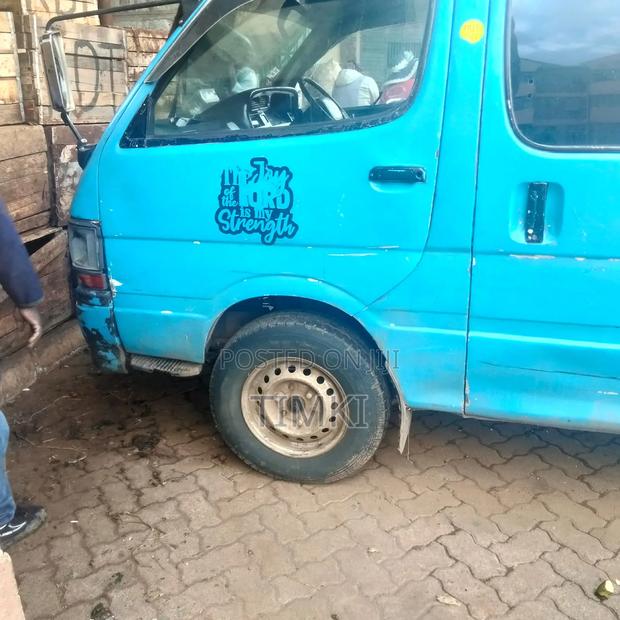 Toyota HiAce 2004 Blue - thumbnail 2