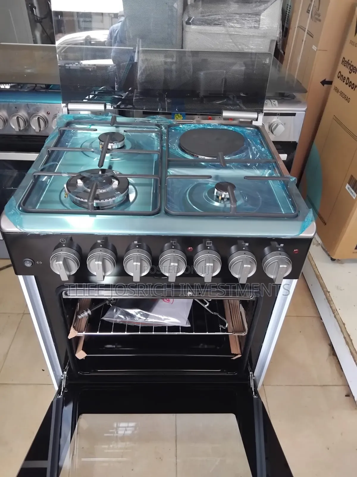 Haier Cooker 60 by 60 With Wok Burner and Gas Sensor