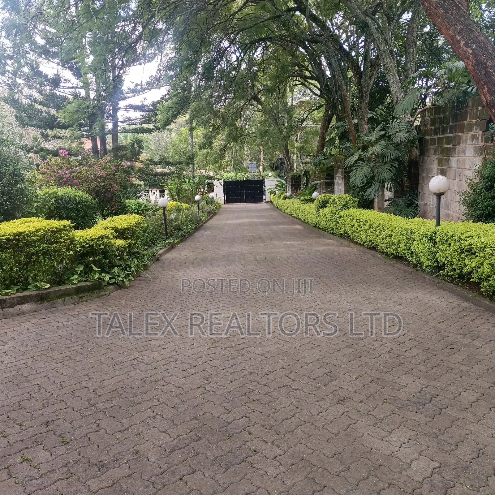 Furnished 5bdrm Mansion in New Muthaiga Mall for sale