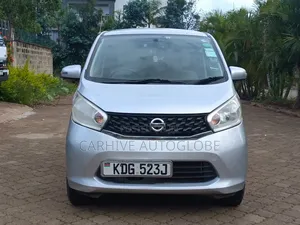Nissan Dayz Roox 2014 Silver
