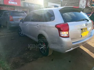 Toyota Corolla Fielder 2014 Silver