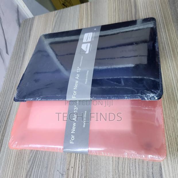 Macbook Air 13" A2337, A1932,A2179 Hardshell Case Cover - thumbnail 2