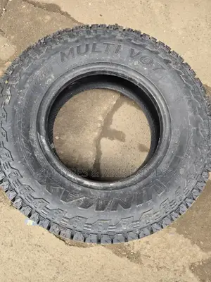 245 /75 R16 Vinmax Tyres (Commercial).