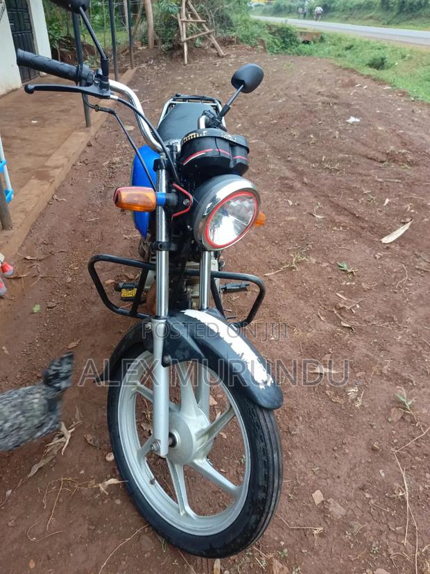 Honda CB 2019 Blue - thumbnail 4