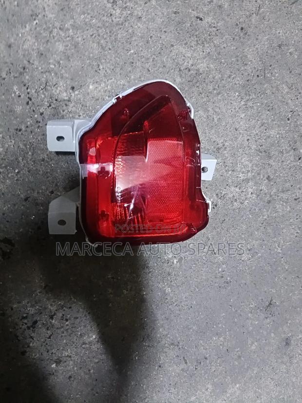 Bumper Light Toyota Rav 4 Ac 36 - main view